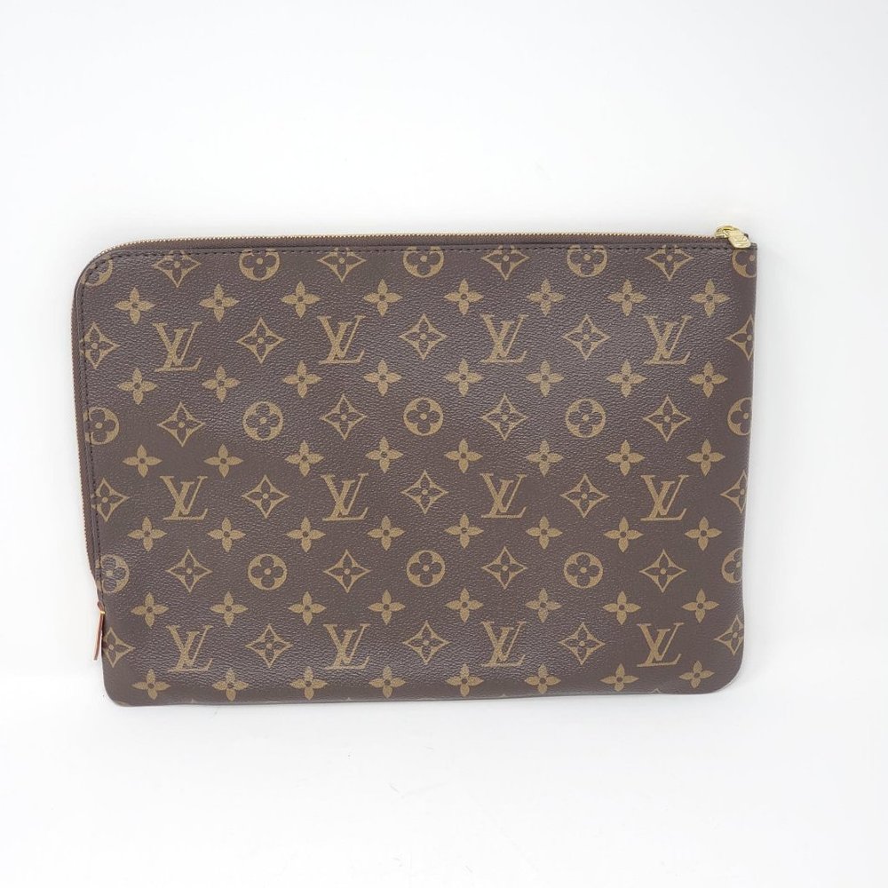 Auth Louis Vuitton Laptop/ Document Clucth Bag - Picture 2 of 16